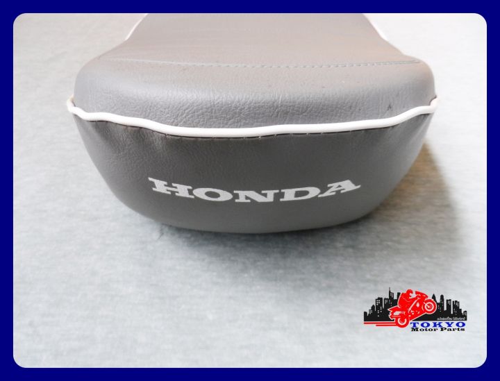honda-chaly-cf50-cf70-grey-complete-double-seat-with-white-trim-and-pin-เบาะ-เบาะรถมอเตอร์ไซค์-สีเทา-คิ้วขาว-มีหมุด-สินค้าคุณภาพดี