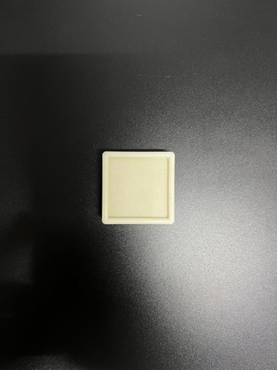 กล่องพลาสติกหน้าใสเล็กขาว-กล่องใส่จิวเวอรี่-ขนาด4x4cm-แพ็ค12ชิ้น-by-wanwanpresent