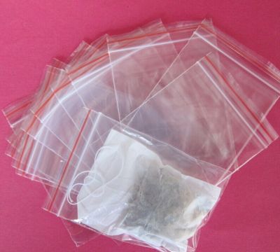 6x8cm 500 pcs/lot Free Shipping Mini Zip lock Baggies Plastic Packaging Bags Small Plastic zipper Bag Ziplock Bag Food Storage Dispensers