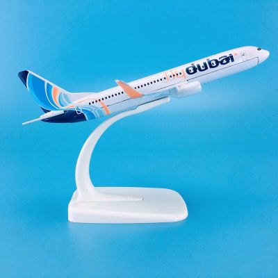 เครื่องบินโบอิ้ง B737-800เครื่องบินดูไบเครื่องบินเครื่องบินจำลองวัสดุสังกะสีผสมขายดี1:260 16ซม.