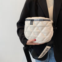 New Leather Shoulder Crossbody Bag Quilted Luxury Female Belt Bags Chest pack Semicircle Saddle Waist Bag Casual Lady Fanny pack