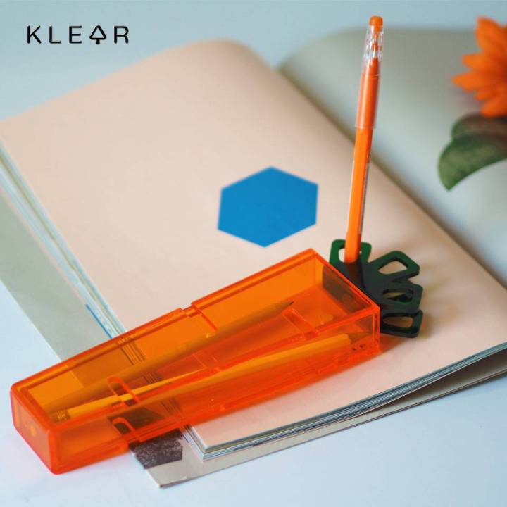 klearobject-fruitful-carrot-pen-case-กล่องอะคริลิคใส่ปากกา-กล่องใส่ดินสอ-ที่ใส่เครื่องเขียน-กล่องดินสอ-กล่องปากกา-กล่องเครื่องเขียน-อะคริลิค
