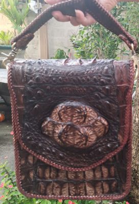 Very Cool Croc Leather Shoulder Bag