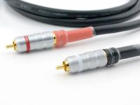 Pair audio interconnect cable with silvr link RCA plug connector