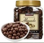 Socola sữa hạnh nhân Kirkland Milk Chocolate with Admonds của Mỹ gói lẻ