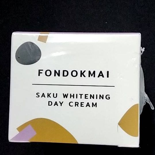fondokmai-saku-whitening-day-cream-ครีม-ฝนดอกไม้-ครีมบำรุงผิวสำหรับกลางวัน-ปริมาณ-10-g