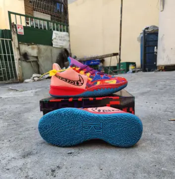 Lazada sales futsal shoes