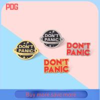 PDG 4Pcs การตกแต่งเสื้อผ้า อย่าตื่นตระหนกเข็มกลัด เครื่องประดับแฟชั่นเครื่องประดับ โลหะผสมอัลลอยด์ หมุดเคลือบเอนาเมล การ์ตูนลายการ์ตูน ตรากระเป๋าแจ็คเก็ต ของขวัญสำหรับเด็ก