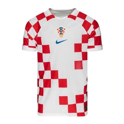 Croatia home kit men wear 2022/23