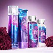 Dark Kiss Sản Phẩm Tắm Dưỡng Xịt Thơm Toàn Thân Lưu Hương Mịn Da Bath &