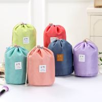 [Koala Travel] กระเป๋าเครื่องสำอางทรงกลมกันน้ำ Travel Nylon กระเป๋าแต่งหน้า Drawstring Elegant Organizer Wash Bags Female Toiletry Kit Storage Case