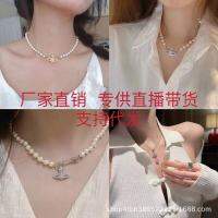 Queen Mother Vivienne Saturn Pearl Necklace รุ่นสูงดาวเคราะห์ NANA โซ่กระดูกไหปลาร้าแบบคลาสสิกพร้อมเพชร ~