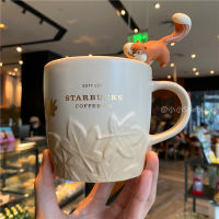 Starbuck Cup 2022เทศกาลกลางฤดูใบไม้ร่วง Embossed Maple Leaf Mug เซรามิคกาแฟโต๊ะถ้วยน้ำกระรอก Stirrer