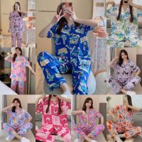 pajamas ☁มาใหม่ชุดนอน  เสื้อแขนสั้น + กางเกงขายาว คอตตอนผสมการ์ตูน ผ้านิ่มมาก กระดุมหน้าคอปก ฟรีไซส์  DC3✥