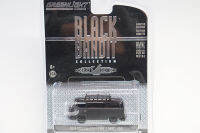 Greenlight 1/64 Black Bandit Series 18 - 1974 Volkswagen Type 2 Panel Van 27930