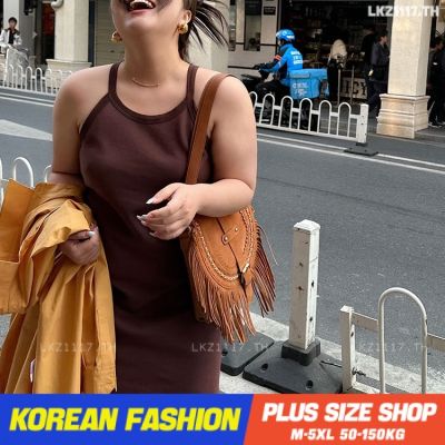 Plus size เสื้อผ้าสาวอวบ❤ เดรสสาวอวบอ้วน ไซส์ใหญ่ ผู้หญิง เดรสคล้องคอ ปาดไหล่ ทรงสลิมฟิต เซ็กซี่ สีพื้น ฤดูร้อน สไตล์เกาหลีแฟชั่น V728