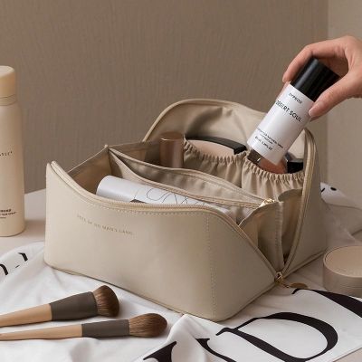 【CC】 PURDORED 1 Pc New Arrival Large Multifunction Makeup Female Toiletries Organizer Make Up