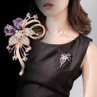 to decorate a brooch female temperament of high-grade overcoat corsage cardigan pins exposed card buckle trousers waist