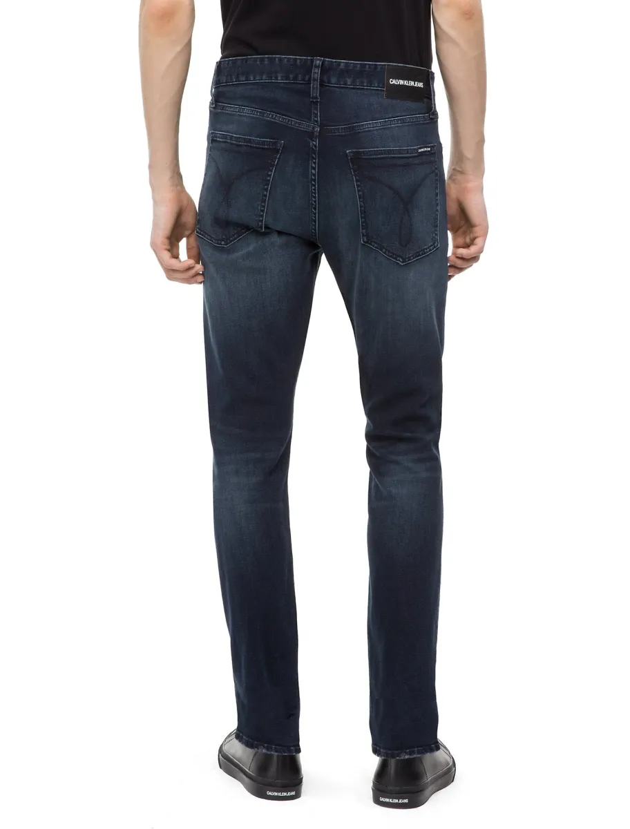 Total 103+ imagen calvin klein blue jeans - Viaterra.mx