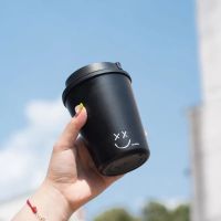 【CW】M 350ml Portable Creative Plastic Coffee Mug With Lid Reusable Cups Water Bottle Car Milk Juice Black White Couple Cup Gift Cup