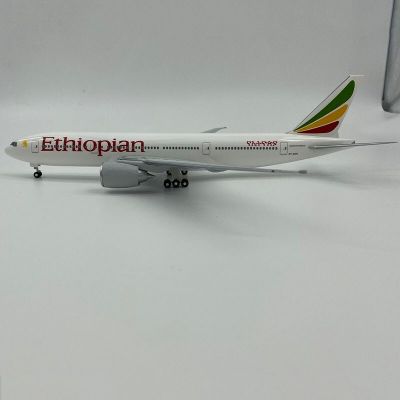 การสะสมโมเดลเครื่องบินจำลองพลาสติกโบอิ้งสายการบินเอธิโอเปียนโบอิ้งในระดับ1/200 ET-ANN 777-200LR
