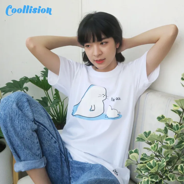 coollision-น้องอุ๋งงงๆ-เสื้อยืดสกรีนลาย-แมวน้ำแม่ลูก-เสื้อสกรีน-เสื้อลายสัตว์-unisex