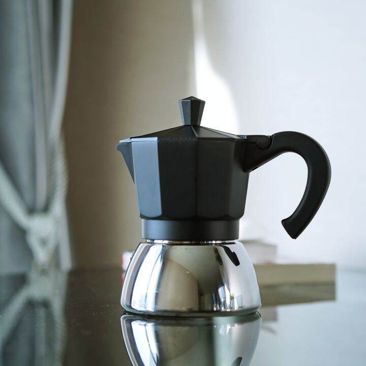 4cup-6cup-เครื่องชงกาแฟ-กาต้มกาแฟ-มอคค่าพอท-ฐานสแตนเลส-stainless-moka-pot-ใช้ได้กับเตาแก๊ส-เตาไฟฟ้า-และเตาแม่เหล็กไฟฟ้า-สีดำ