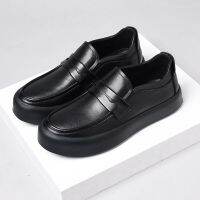 HOT★ผู้ชายแฟชั่นรองเท้าหนังนิ่มหนังแท้หนา Mens สบาย Loafers ผู้ชายแฟลตกลางแจ้ง