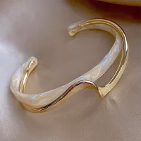 White Shellfish Bracelets Board Bend Metal Bangles Womens Hand Bracelets Geometric C-shaped Open Bracelets Jewelry Gifts-Huidkeir