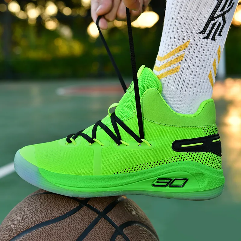 curry 6 mid cut