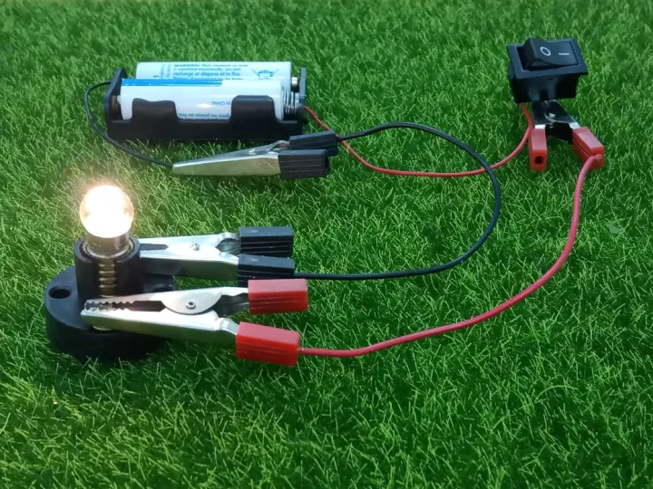 Simple Bulb ON/OFF Circuit with Battery Holder & Crocodile Test Lead ...