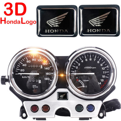 อุปกรณ์เสริมรถจักรยานยนต์ Universal Black Speedometer 3D อีพ็อกซี่ Honda Wing โลโก้เหมาะสำหรับ Honda Motorcycle Racing Series