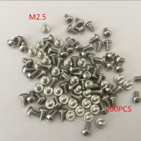 200PCS Stainless steel hex socket screws Round head bolts mushroom head bolt M2.5*3/4/5/6/8/10/12/14/16/18/20/25 mm Nails Screws  Fasteners