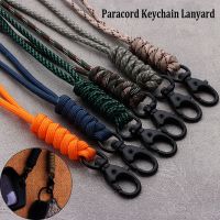 HRRIUNG ใหม่ 10 รูปแบบ ป้องกันตัวเอง กระเป๋าเป้เอาตัวรอดฉุกเฉิน พวงกุญแจ Paracord สายร่มชูชีพ หัวเข็มขัดหมุนได้ พวงกุญแจ