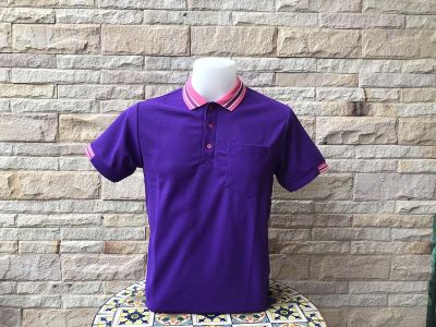 polo shirt เสื้อโปโล ผ้าไมโครแอร์ Micro Plus สีม่วง ปกขลีปชมพู เนื้อผ้านุ่ม สวมใส่สบาย แบบคลาสสิค ไม่เหมือนใคร เหมาะสำรับอากาศในประเทศไทย