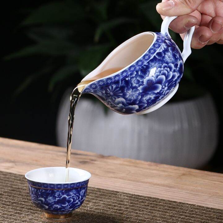 chinese-teaset-tea-jug-pitcher-jingdezhen-blue-and-white-porcelain-cup-ceramic-frothing-milk-coffee-latte-pot-drinkware