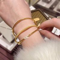 Vivienne Westwood High-end The same style as Sansheng Sanshi frosted shiny closed-mouth bestie ring bracelet from the gold store simple and temperamental titanium steel plated with 18k gold