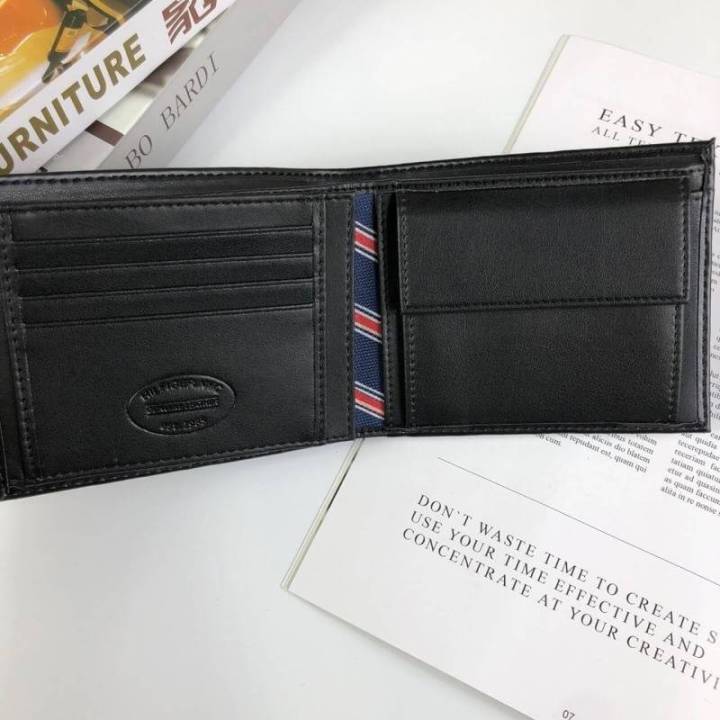 กระเป๋าสตางค์-ใบสั้น-tommy-hilfigershort-wallet-จะมอบให้เป็นของขวัญหรือใช้เองก็แนะนำค่ะ