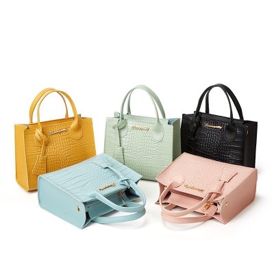 2023 Fashion Crocodile Pattern Womens Handbag Platinum Letter Solid One Shoulder Crossbody Bags