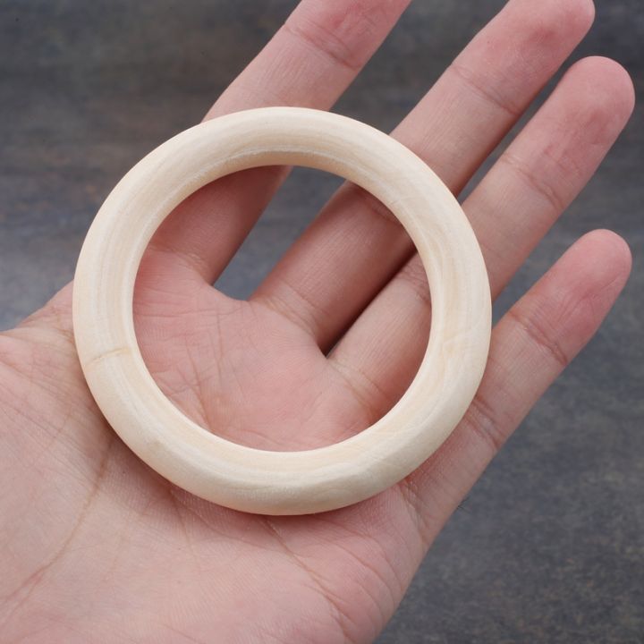 30pcs-70mm-wood-rings-wooden-ring-wood-circles-for-diy-crafts-macrame-plant-hanger-ornaments-and-jewelry-making