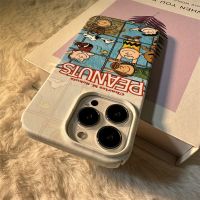 เคส ไอโฟน การ์ตูนสนุกและน่ารัก Snoopy เปลือกฟิล์มเหมาะสำหรับ iphone14promax Apple 13 เปลือกโทรศัพท์มือถือ iphone12 ฮาร์ด 11 ฝาครอบป้องกันคู่การ์ตูนใหม่ 14 บวกแพ็คครึ่งป้องกันการตก