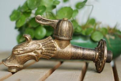 ✧ Free Shipping Dragon Animal Shape Garden Bibcock Rural Style Antique Bronze Dragon Tap with Decorative Outdoor Faucet for Garden