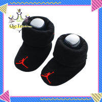 【จัดส่งที่รวดเร็ว✨】Handmade Embroidered Breathable Sweat-absorbent Mesh Sports Childrens Socks