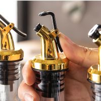 ﺴ✉№ 1/2Pcs Oil Bottle Stopper Cap Dispenser Sprayer Lock Wine Pourer Sauce Nozzle Liquor Leak-Proof Plug Bottle Stopper Kitchen Tool