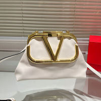 Valentino ของแท้,กระเป๋าสะพายไหล่กระเป๋าถือลูกปัดแฟชั่นใหม่พัดผู้หญิงกระเป๋าถือสะพายพาดลำตัวทุก Bag27 * 19ซม.