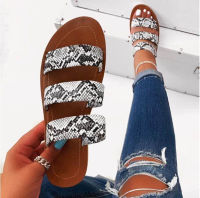 2021 hot style European and American large size sandals snake print flat slippers women shoes casual shoes