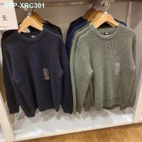 UNIQLO เสื้อกันหนาวคอกลมวาฟเฟิลของผู้ชาย (แขนยาว) กับห้องลองเสื้อ U 423573ผู้ชาย