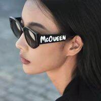 INS kacamata hitam mata kucing wanita kacamata hitam desainer merek antik wanita mewah Mcqueen Gafas De Mujer bingkai kecil kacamata wanita