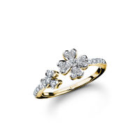 Jubilee Diamond - Charming Luck Clover Ring เพชรน้ำ 99 E Color Diamond น้ำหนักเพชรรวม 0.19 กะรัต