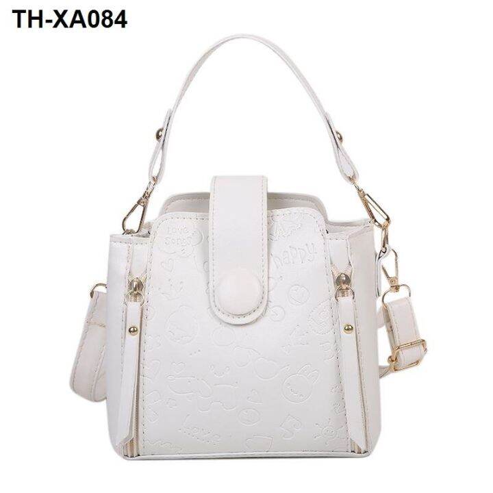 female-summer-2023-new-tide-sense-of-western-style-bag-fashion-worn-joker-web-celebrity-packages